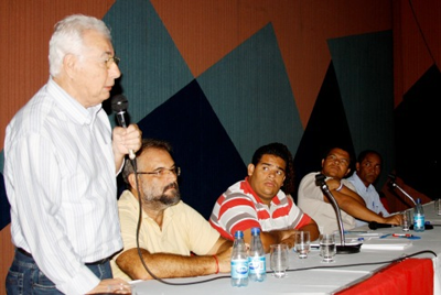 Guilherme Menezes participa, em Salvador, de plenária do deputado Valmir Assunção